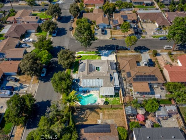 3622 W Kent Avenue, Santa Ana CA 92704