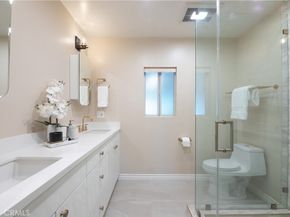 5835 Denny Avenue, North Hollywood CA 91601