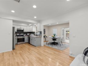 5835 Denny Avenue, North Hollywood CA 91601