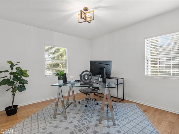 5835 Denny Avenue, North Hollywood CA 91601