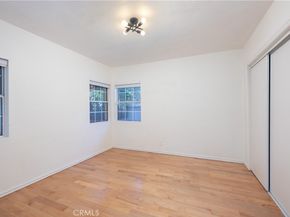 5835 Denny Avenue, North Hollywood CA 91601