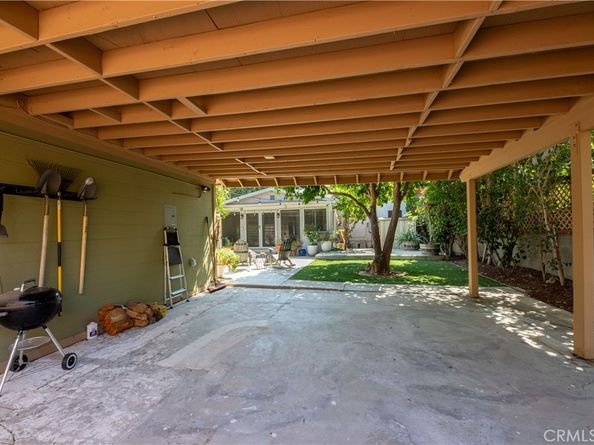 5835 Denny Avenue, North Hollywood CA 91601