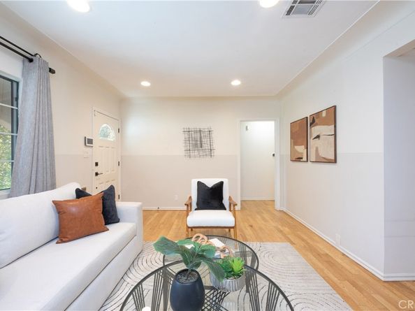5835 Denny Avenue, North Hollywood CA 91601