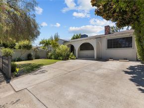5835 Denny Avenue, North Hollywood CA 91601