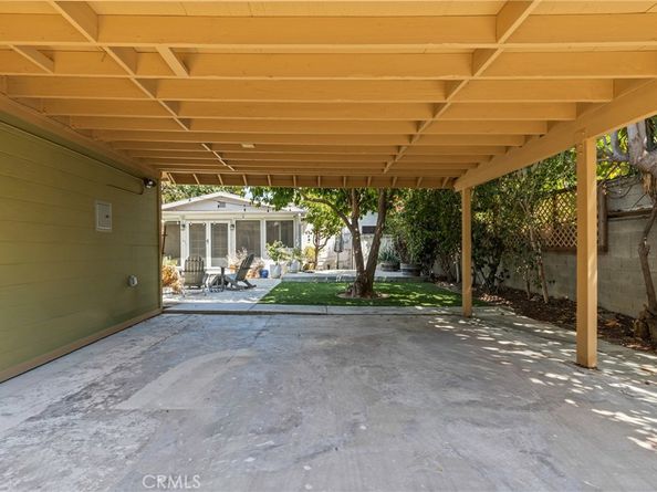 5835 Denny Avenue, North Hollywood CA 91601