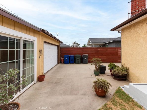 6138 Freckles Road, Lakewood CA 90713