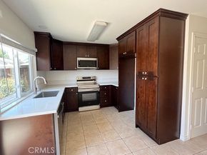 2951 S Sycamore Street C, Santa Ana CA 92707