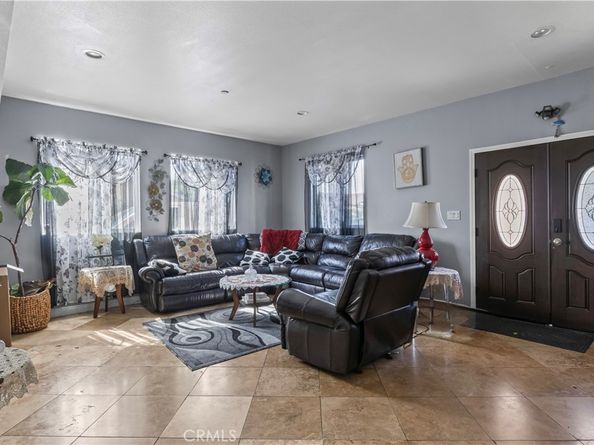 710 E 2nd Street, Santa Ana CA 92701