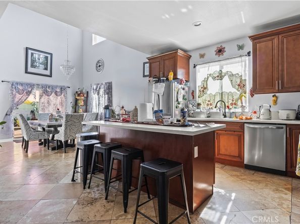 710 E 2nd Street, Santa Ana CA 92701