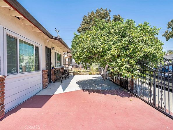 933 S La Verne Avenue, East Los Angeles CA 90022
