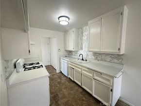 16052 Waikiki Lane, Huntington Beach CA 92649