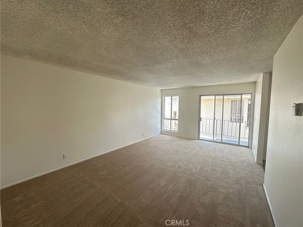 16052 Waikiki Lane, Huntington Beach CA 92649