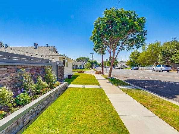 2154 Kallin Avenue, Long Beach CA 90815