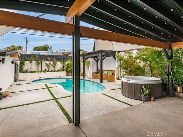 377 Flint Avenue, Long Beach CA 90814