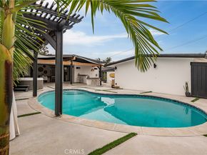 377 Flint Avenue, Long Beach CA 90814
