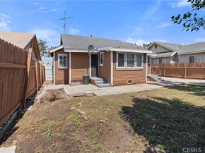 1036 W 107th Street, Los Angeles CA 90044