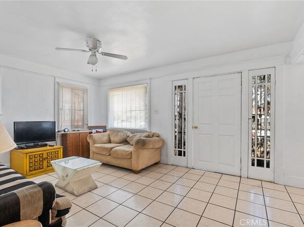 1036 W 107th Street, Los Angeles CA 90044