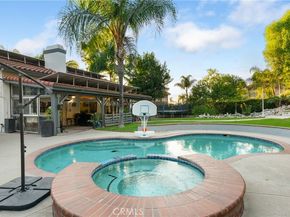 1118 Highlight Drive, West Covina CA 91791