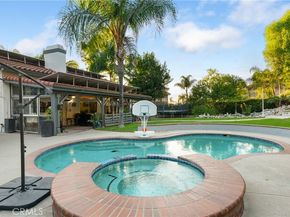 1118 Highlight Drive, West Covina CA 91791