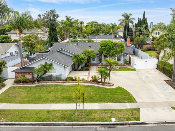 12852 Foster Road, Rossmoor CA 90720