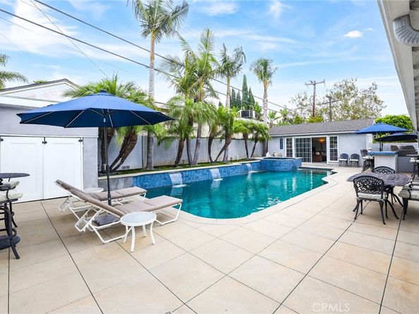 12852 Foster Road, Rossmoor CA 90720