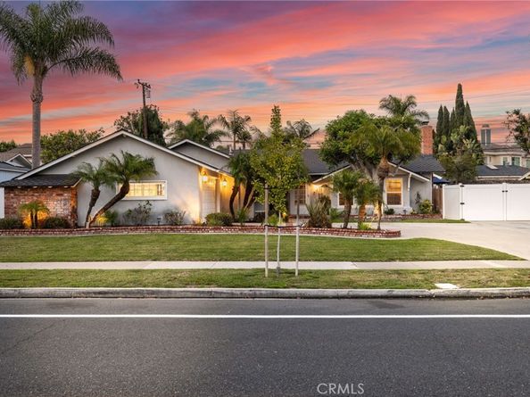 12852 Foster Road, Rossmoor CA 90720