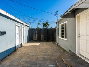 801 W 17th Street, Santa Ana CA 92706