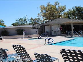 8565 COLUSA Circle 906C, Huntington Beach CA 92649