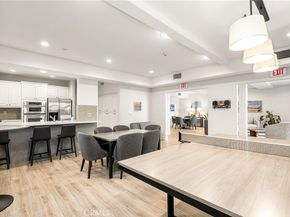 1000 E Ocean 613, Long Beach CA 90802