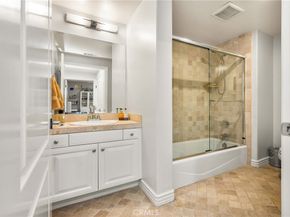 1000 E Ocean 613, Long Beach CA 90802