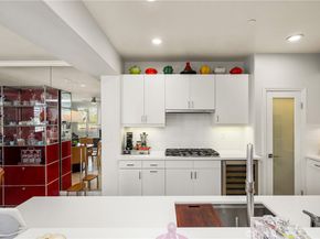 1000 E Ocean 613, Long Beach CA 90802