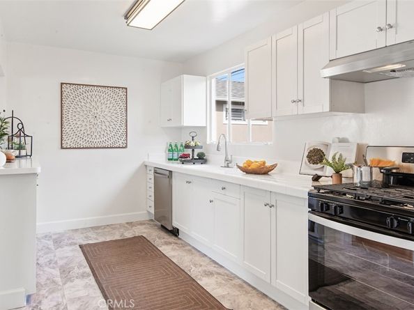 3438 Stevely Avenue, Long Beach CA 90808