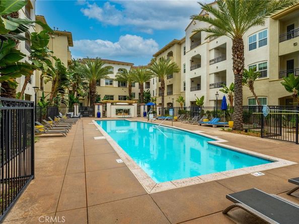 401 Bernard 202, Costa Mesa CA 92627