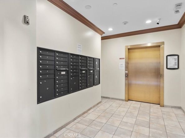 401 Bernard 202, Costa Mesa CA 92627