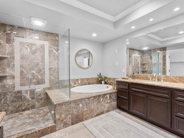 401 Bernard 202, Costa Mesa CA 92627