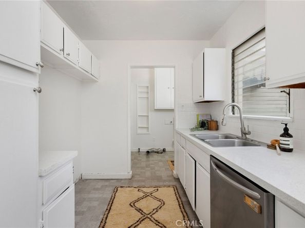 3910 E De Ora Way, Long Beach CA 90815