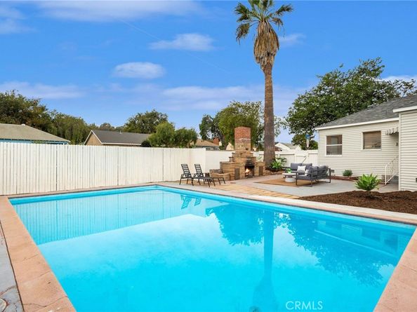 3910 E De Ora Way, Long Beach CA 90815