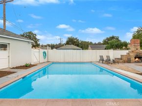 3910 E De Ora Way, Long Beach CA 90815