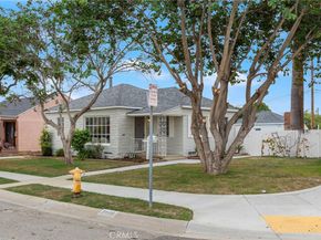 3910 E De Ora Way, Long Beach CA 90815