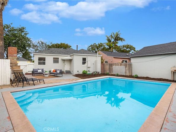 3910 E De Ora Way, Long Beach CA 90815