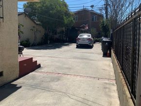 1742 W 82nd, Los Angeles CA 90047