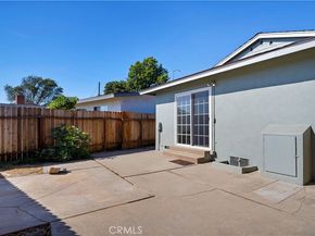 5275 E 25th Street, Long Beach CA 90815
