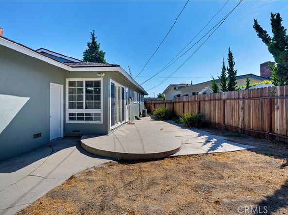 5275 E 25th Street, Long Beach CA 90815