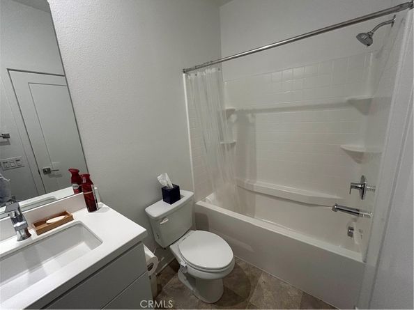 400 W Central 304, Brea CA 92821