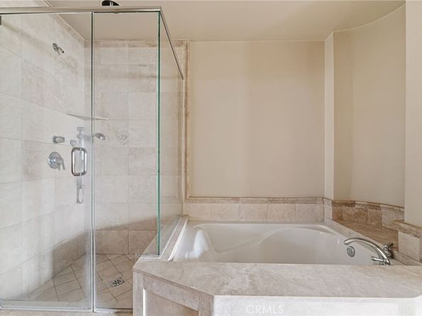 850 N Croft 301, Los Angeles CA 90069