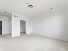 850 N Croft 301, Los Angeles CA 90069