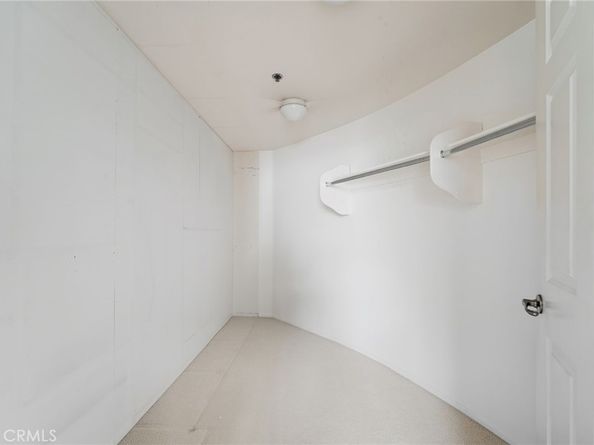 850 N Croft 301, Los Angeles CA 90069