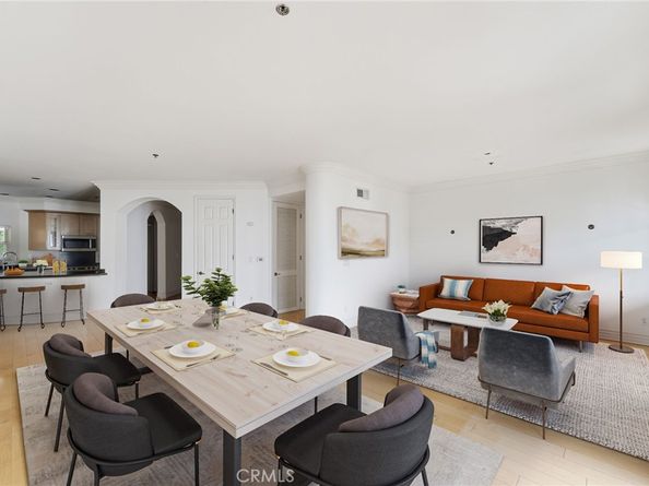 850 N Croft 301, Los Angeles CA 90069