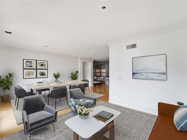 850 N Croft 301, Los Angeles CA 90069