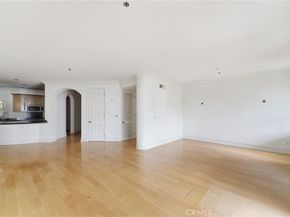 850 N Croft 301, Los Angeles CA 90069